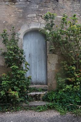 De porte en porte, d'ici et d'ailleurs - From door to door from here and elsewhere