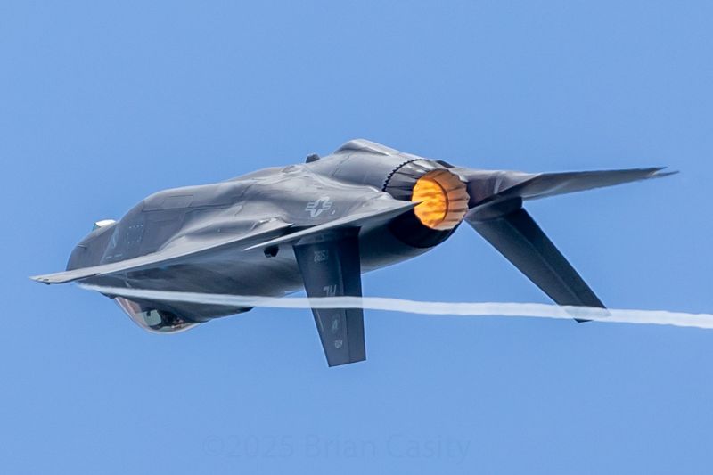 F-35A Lightning, Upside Down
