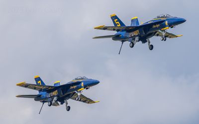 Blue Angels 5 & 7, Landing Gear