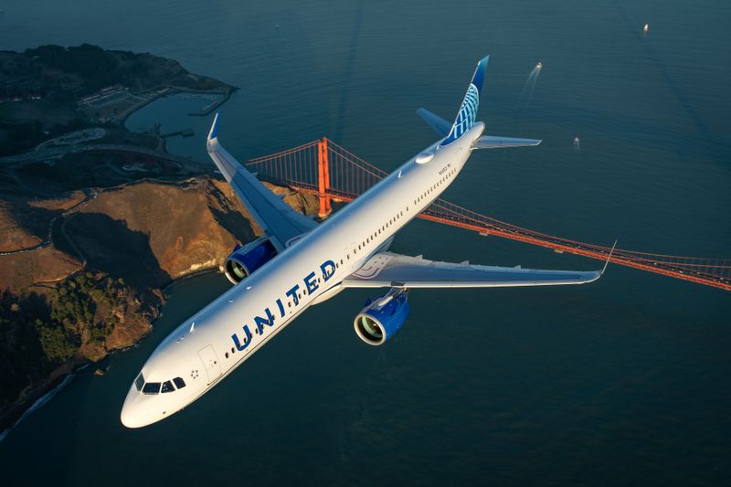 A321 NEO Air to Air N44501 #3.jpg