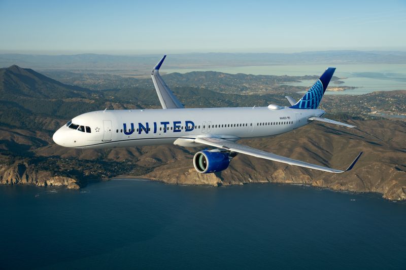 A321 NEO Air to Air N44501 #4.jpg