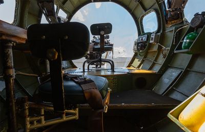 Boeing B-17G, Bombardier And Navigator Positions