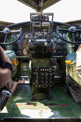 B-17G Cockpit