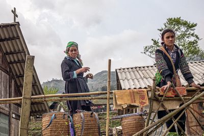Hmong Women Selling Crafts