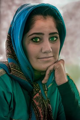 Azar, Age 23, Qashqai Daughter
