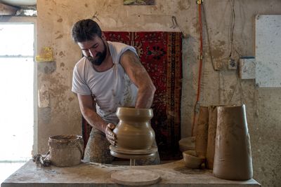Iradj Naderi, Potter