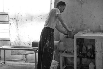 Abol Fazl, Potter's Assistant