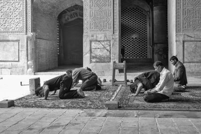 Learning to Pray