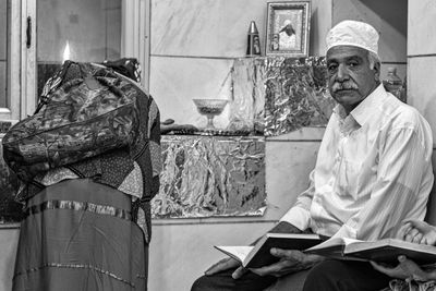 Worshipper, Zoroastrian Fire Service