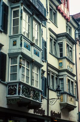 56703_00304.jpg