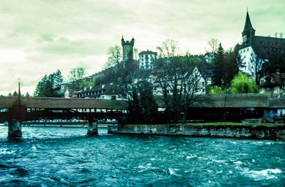 56712_00124.jpg