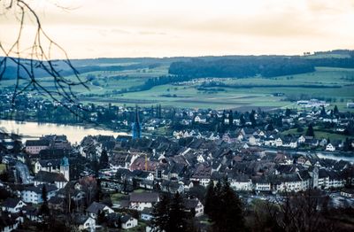 56712_00401.jpg
