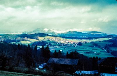 56712_00902.jpg