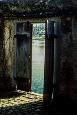 56726_00111.jpg