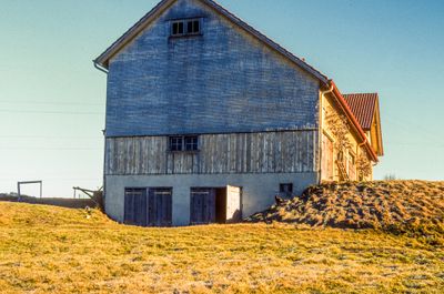 56729_00216.jpg