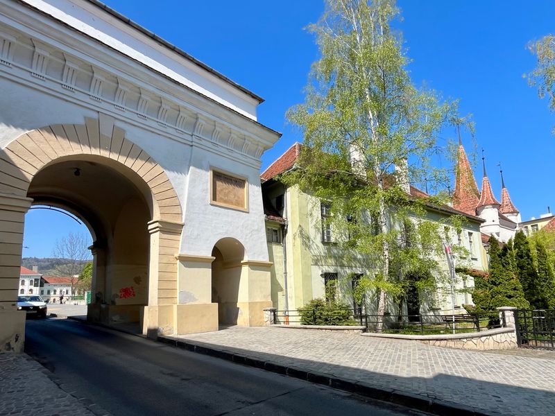 Yekaterinas Gate