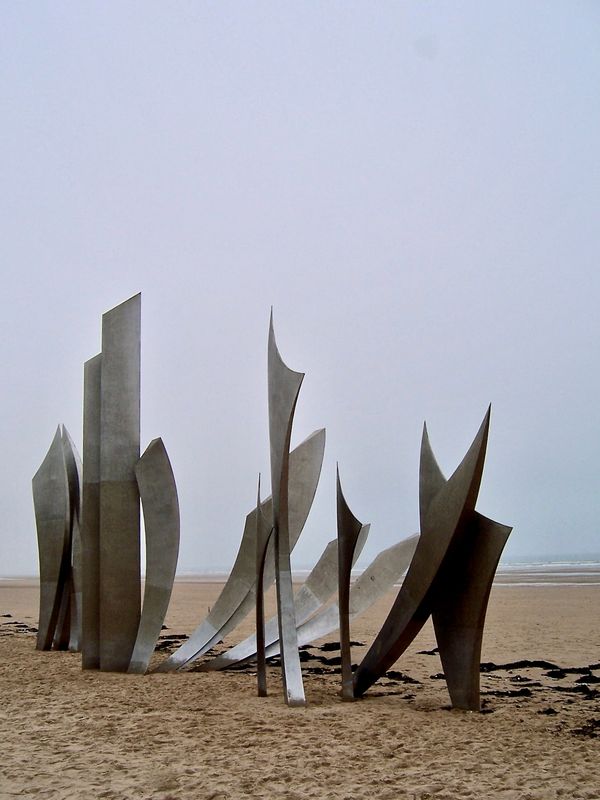 Les braves monument