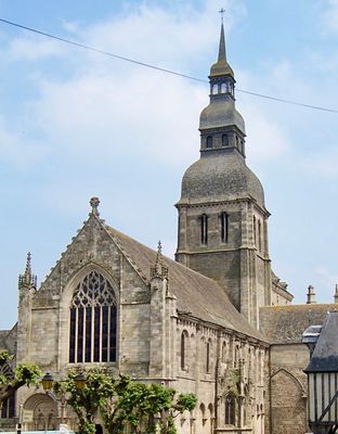 L'Eglise Saint-Sauveur