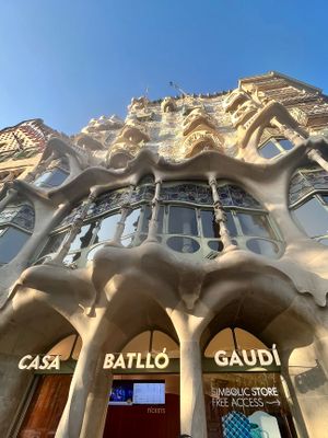 ‎⁨Casa Batll⁩