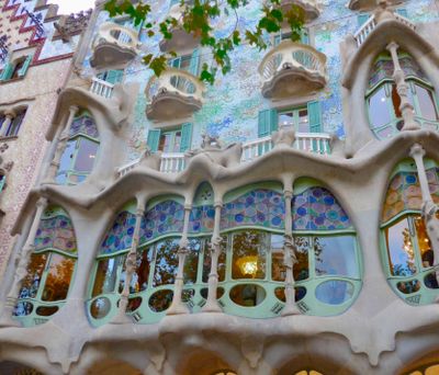 ‎⁨Casa Batll⁩ detail 