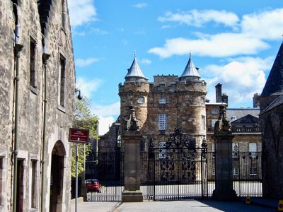 holyroodhouse