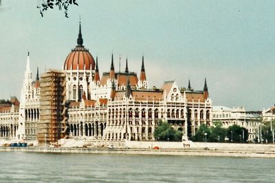 Budapest 2001 vintage