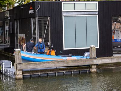 Docking the Coaster. M + P