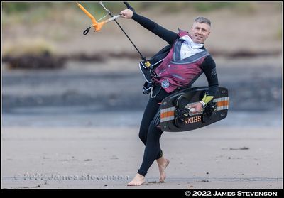 troon_kite_655.jpg