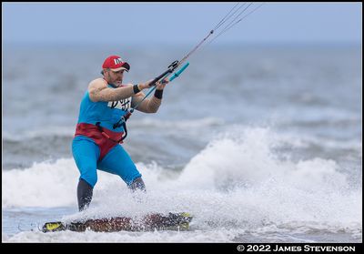 troon_kite_656.jpg