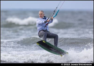 troon_kite_668.jpg