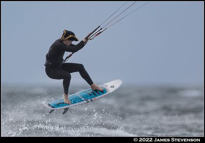 troon_kite_676.jpg