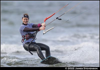 troon_kite_678.jpg