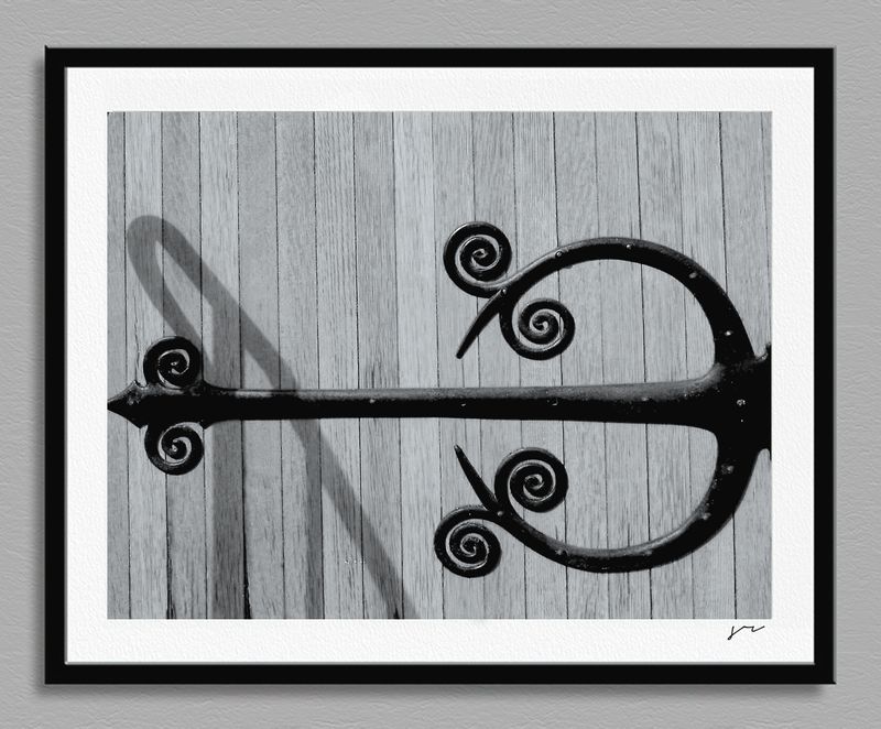 RUNGE_FRAME {HINGE DETAIL}.jpg