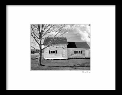 -RUNGE_FRAME {MAINE-00BW-01} copy.jpg