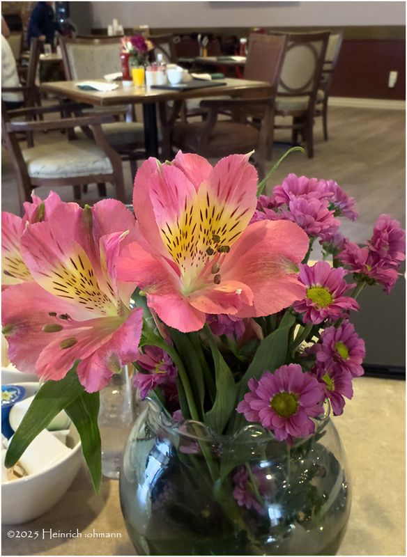 IMG_7122-Table flowers.jpg