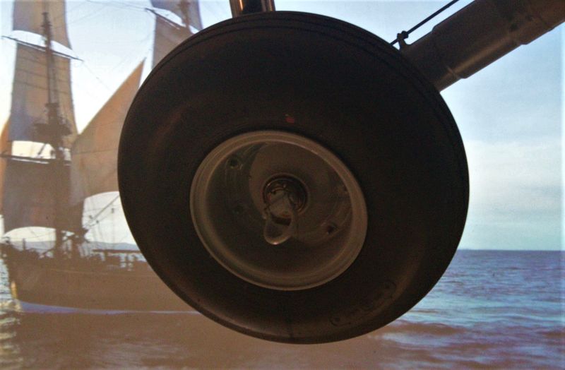 Landing Gear<br><h4>*Credit*</h4>