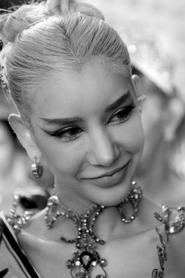 A Lovely Girl*Credit*