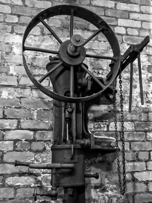 April 2023 'B' Grade Monochrome