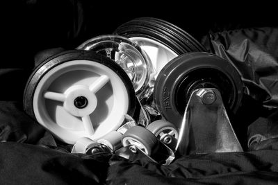 Wheels a Many