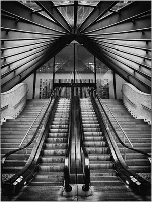The Entrance*Credit*