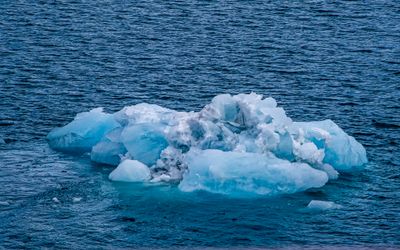 Floating Ice
