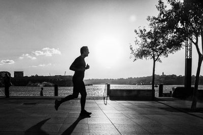 Jogging*Credit*