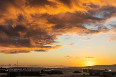 Tin City Sunset 2*Merit*