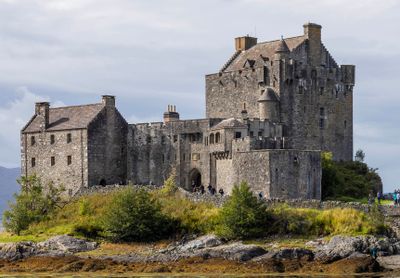 .Eilean Donan Castle 2