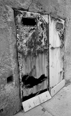 Decaying Door