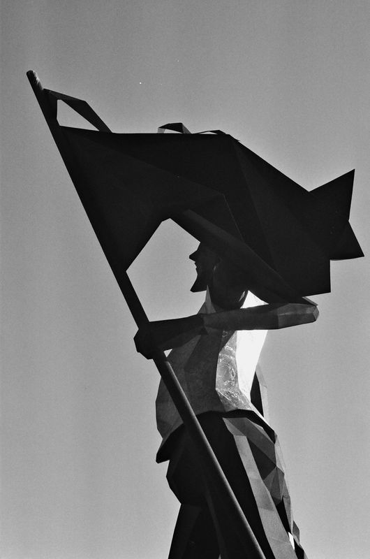 marin_sir_francis_drake_sculpture_patton_dennis_2011_8-9-1.jpg