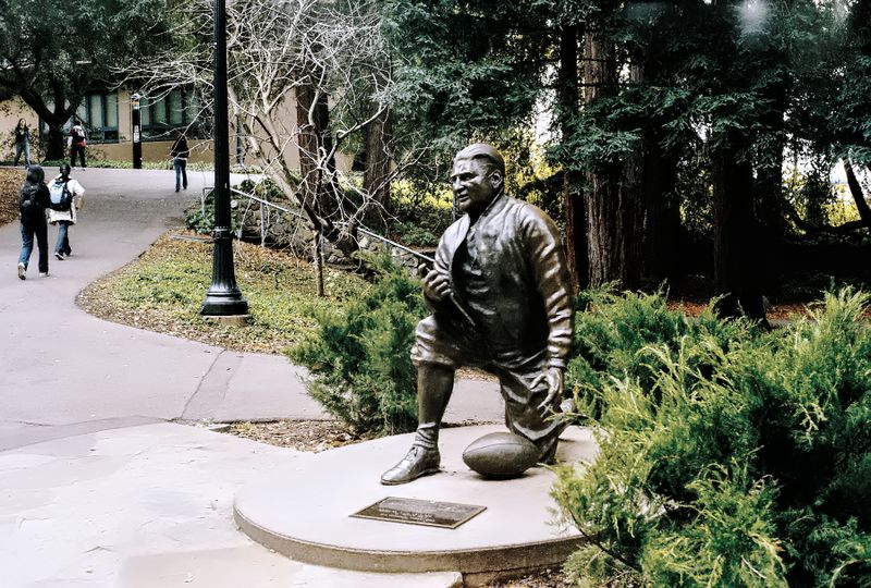 berkeley_campus_pappy_waldorf_2005-12.jpg