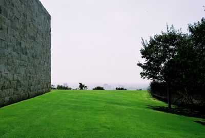 los_angeles_getty_center_2007_9_rt_v_30.jpg