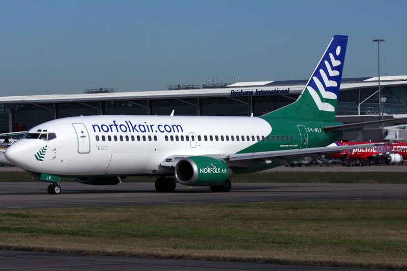 NORFOLK AIR BOEING 737 300 BNE RF IMG_1686.jpg