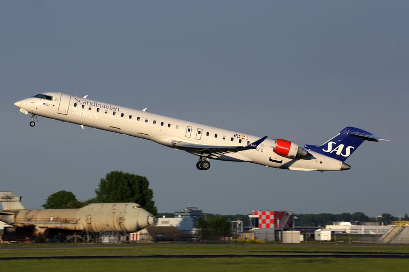 SAS CANADAIR CRJ900 AMS RF 5K5A2230.jpg
